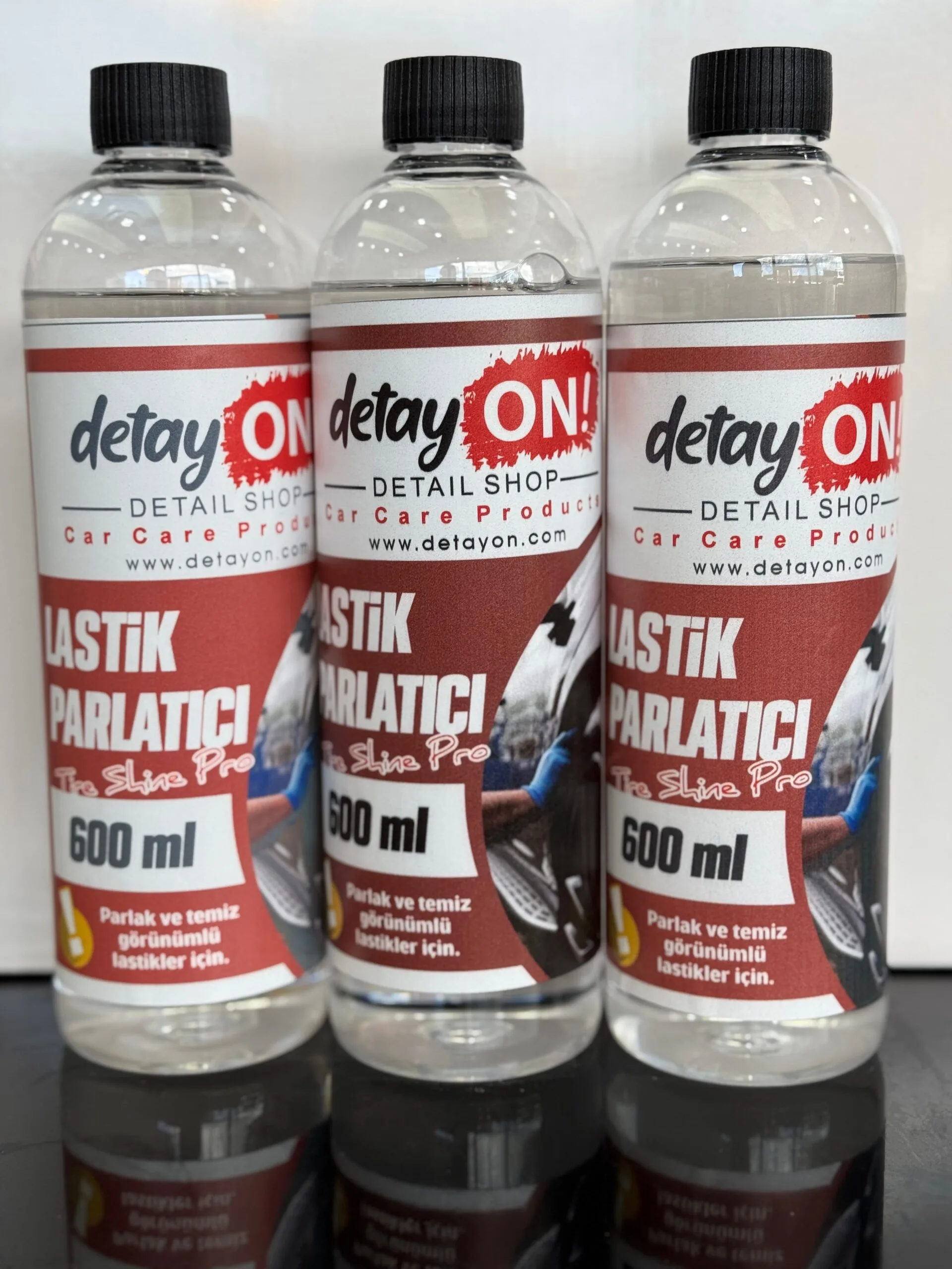 DETAY ON! LASTİK PARLATICI 600 ML